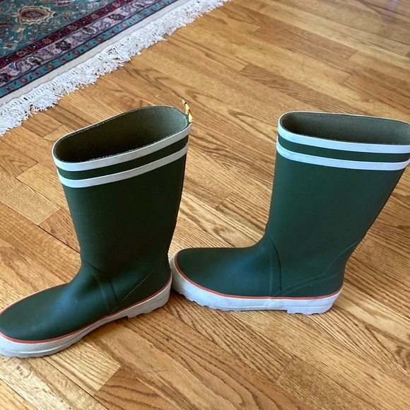 J. Crew Green and White Waterproof Rain & Snow Boots - Picture 2 of 13